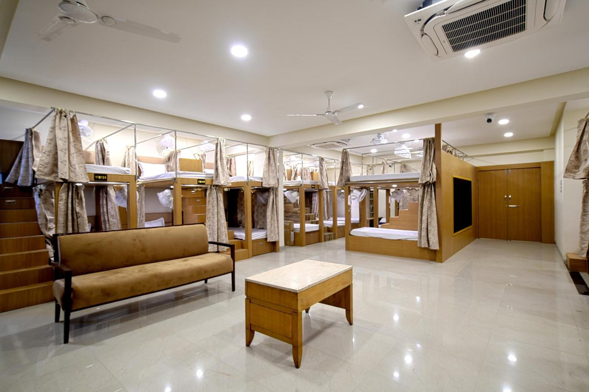 Hotel Shivlok Удджайн Экстерьер фото