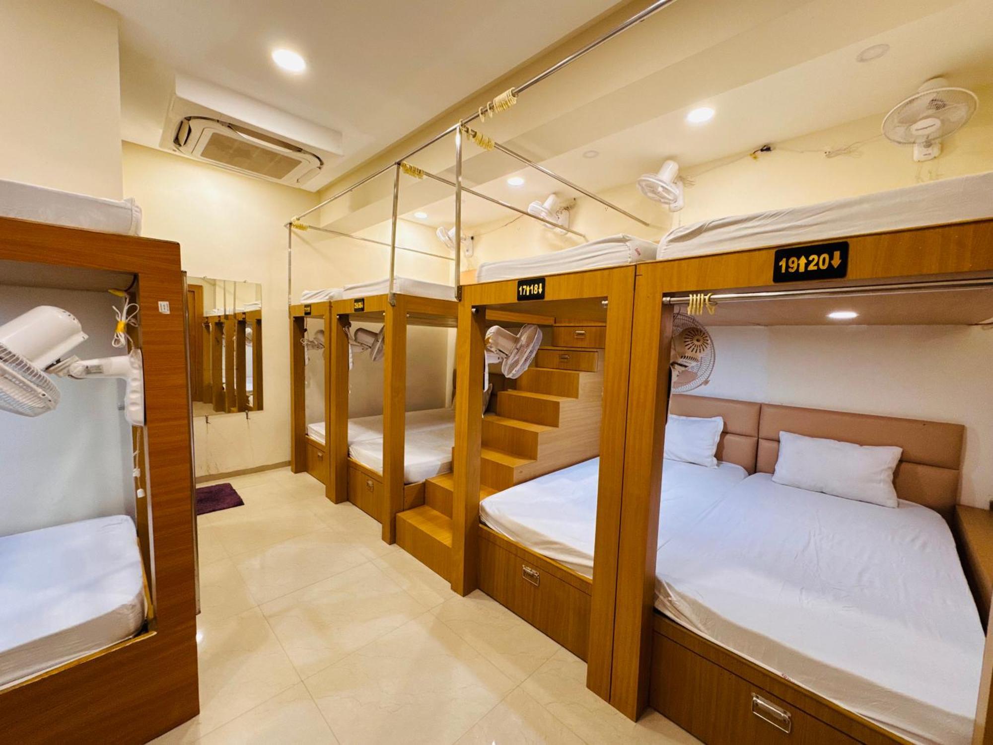 Hotel Shivlok Удджайн Экстерьер фото